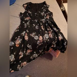 Size 22 black floral dress from torrid